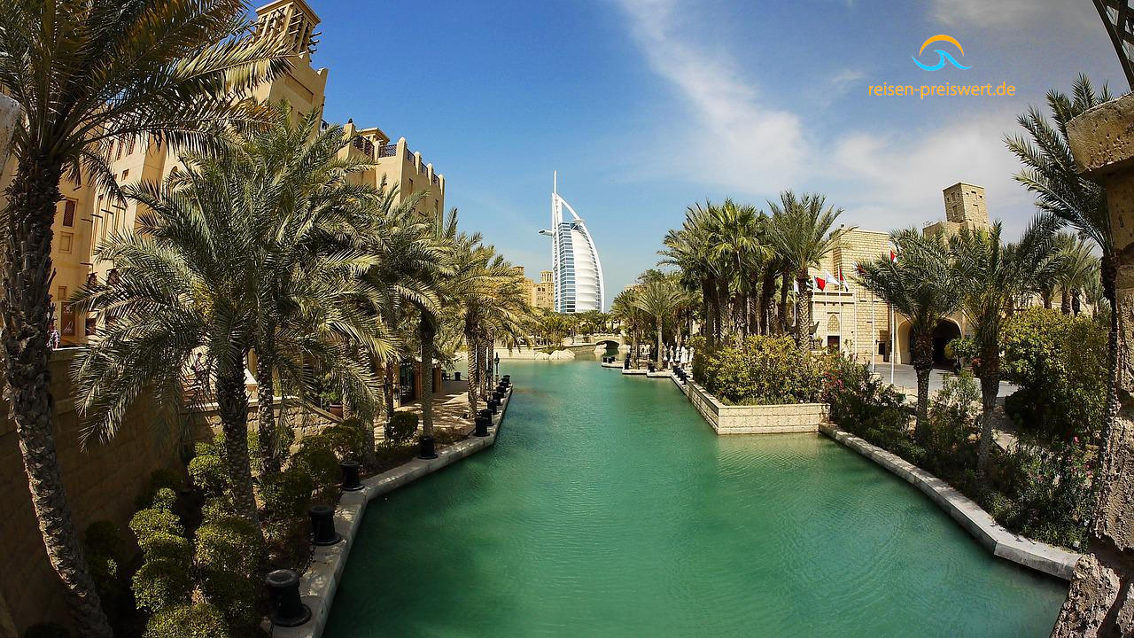 Orient Urlaub - Urlaub in Dubai - Blick auf das Burj al Arab