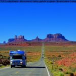 Urlaub mit dem Wohnmobil im Sommer - Das Monument Valley gehört zu jeder Westküsten-Camper-Tour